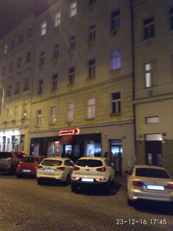Moon & Ostello Praga